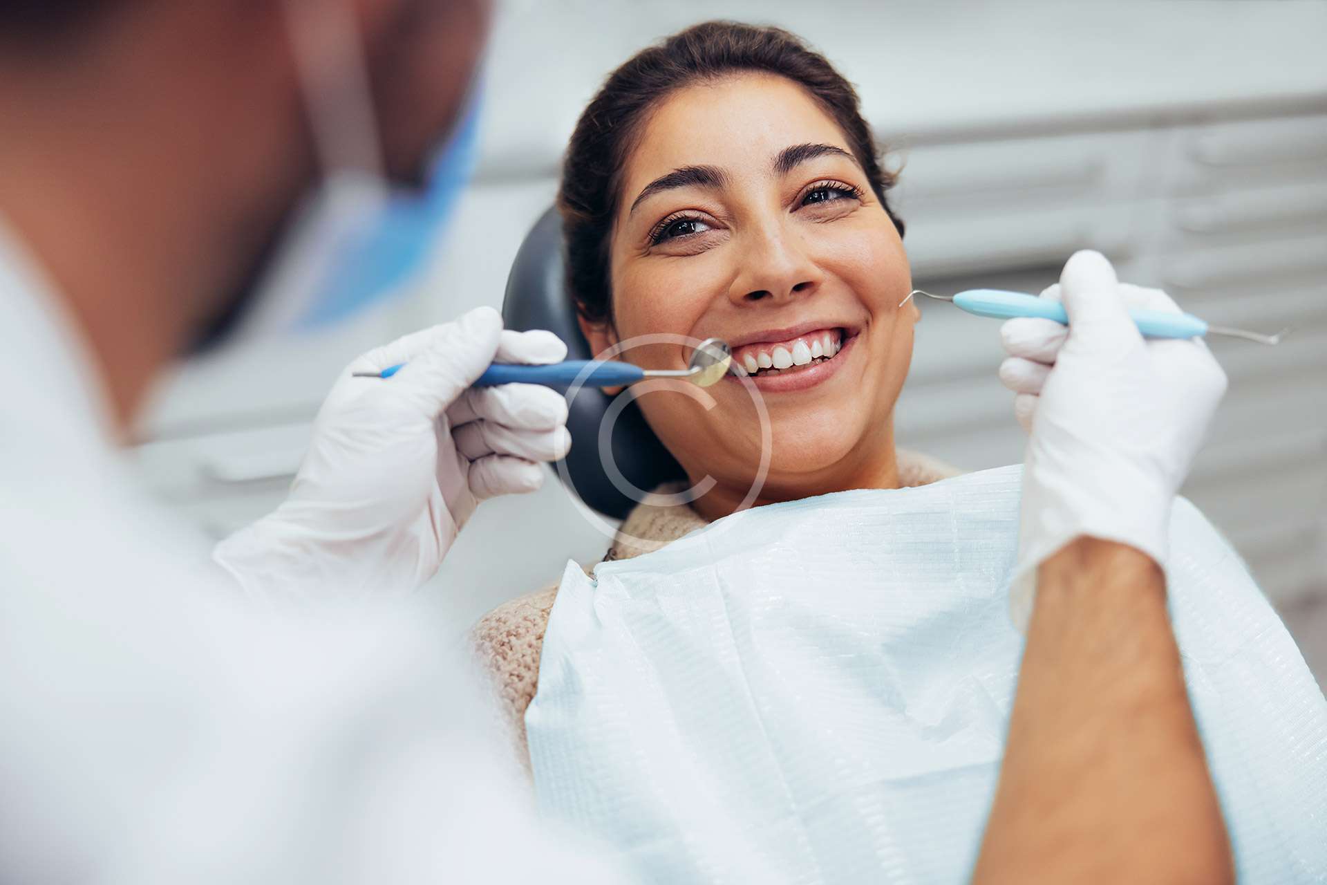 Dental blog on clear aligners and transparent braces for teeth alignment