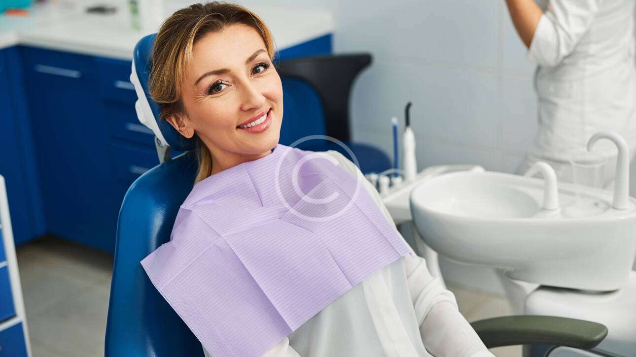 Blog post on removing yellow stains and brightening teeth at home