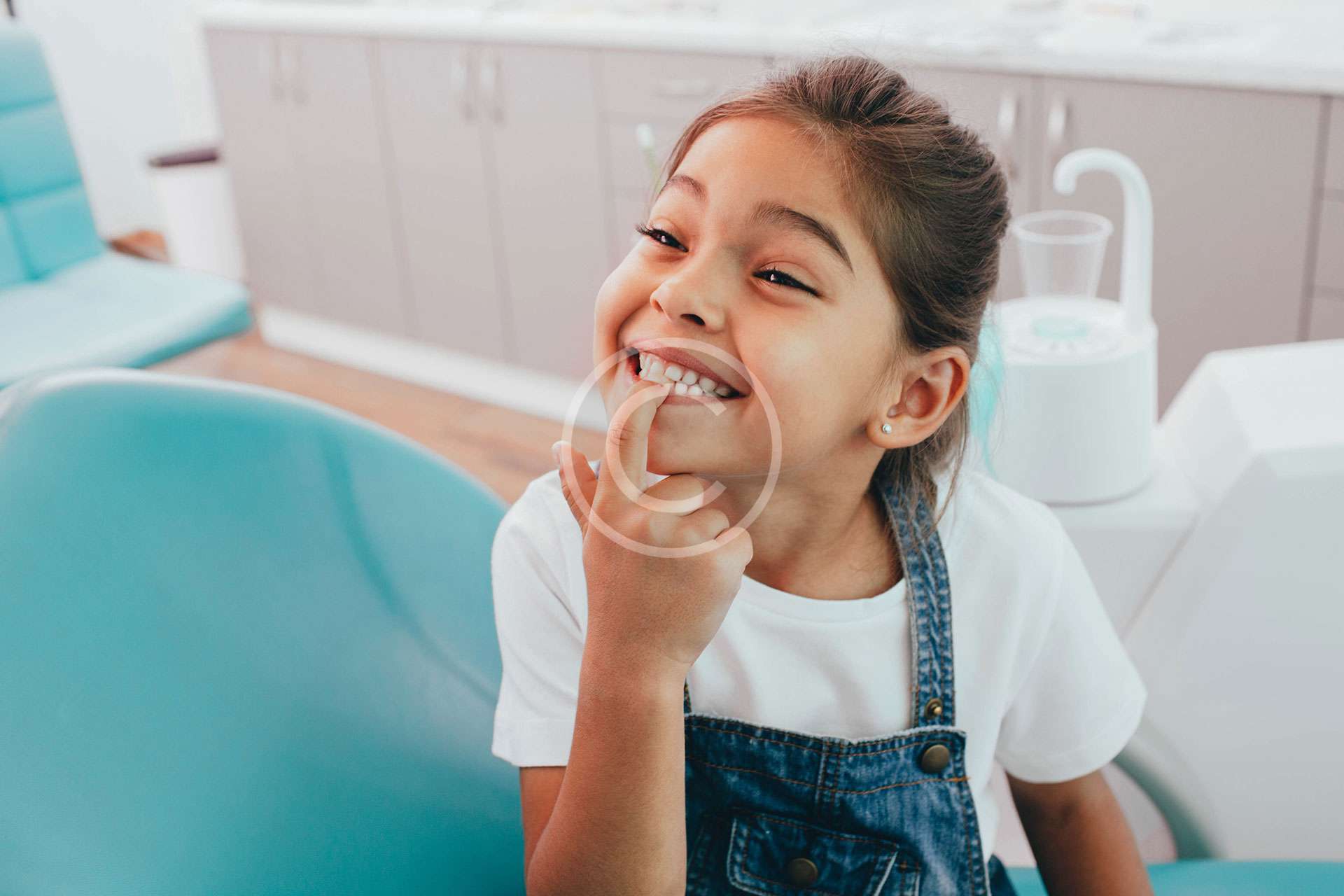 Blog post on teeth sensitivity treatment and preventive dental care